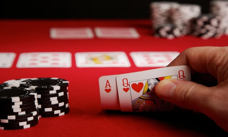 Top tips for playing online poker games to always win big